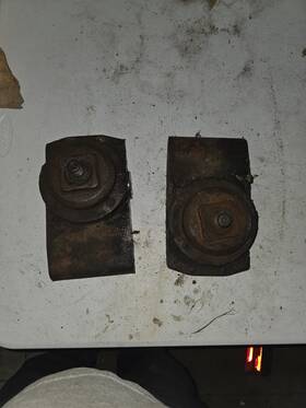 Agco 527091 527090 Discbine Disc Mower Module Pair Used