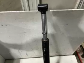 2014-144 Asv Rt40 Left/driver Hydraulic Cylinder - Used P/n 2014144 2014-144 Asv Rt40 Left/driver Hydraulic Cylinder - Used P/n 2014144