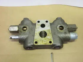1994667c1-dipper Case 1994667c1 590 Backhoe Loader Valve Valve-new Oem 1994667c1-dipper Case 1994667c1 590 Backhoe Loader Valve Valve-new Oem