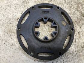 Case 87692685 Tr320 Pump Mount / Coupler - Used P/n