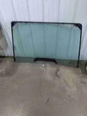 87304257 Case/case I.h. Windshield Front 87304257 Case/case I.h. Windshield Front
