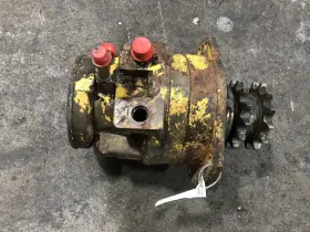10r-6130 Cat 252b Right/passenger Hydraulic Motor - Used P/n 10r6130 10r-6130 Cat 252b Right/passenger Hydraulic Motor - Used P/n 10r6130