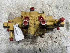 133-4238 Cat 938g Hydraulic Valve - Used P/n 1334238