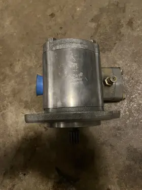 136-3965 Cat Oem Caterpillar Hyd Pump 988g 988h 854g Wheel Loader Works Great 136-3965 Cat Oem Caterpillar Hyd Pump 988g 988h 854g Wheel Loader Works Great