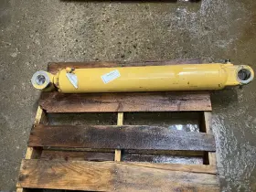 205-8656 Cat 430d Hydraulic Cylinder - Used P/n 2058656