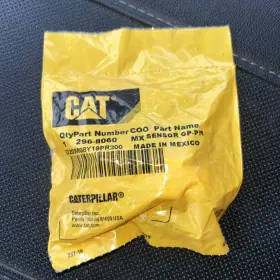 296-8060 Cat Genuine Caterpillar Engine Oil Pressure Sensor 296-8060 Cat Genuine Caterpillar Engine Oil Pressure Sensor