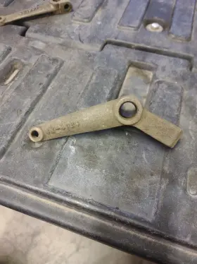 4n-4984 Cat Caterpillar O.e. Bellcrank Assem. Part # Brand New
