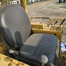 6s-4655 Cat 931c Seat - Used P/n 6s4655 6s-4655 Cat 931c Seat - Used P/n 6s4655