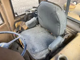 8s-0168 Cat 930 Seat - Used P/n 8s0168