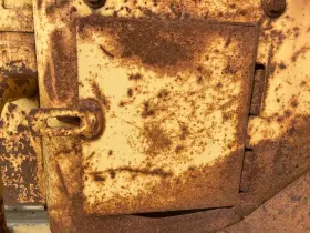 9b-2923 Cat 930 Left/driver Body Misc. Parts - Used P/n 9b2923