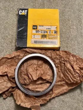 9r-1104 Cat Caterpillar Oem Bearing Nib Free Shipping 9r-1104 Cat Caterpillar Oem Bearing Nib Free Shipping