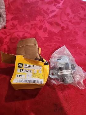 Caterpillar 2r-0619 Genuine Replacement Parts Valve A Part #