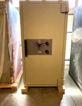 6428 Chubb Financier Txtl 60x6 Bankers Jewelers Safe 6428 Chubb Financier Txtl 60x6 Bankers Jewelers Safe