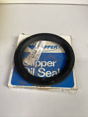Clipper 9790-lup Nos Jm Oil Seal 0493-09159
