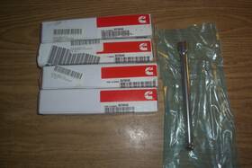 Cummins 3076046 Authentic Oem Genuine Pushrod New Old Stock Lot Of Four