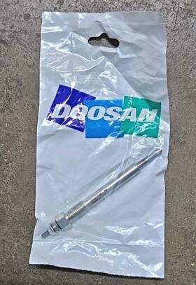 Doosan D461119 Doosan-daewoo Skid Loader Genuine Part #d461119 Glow Plug