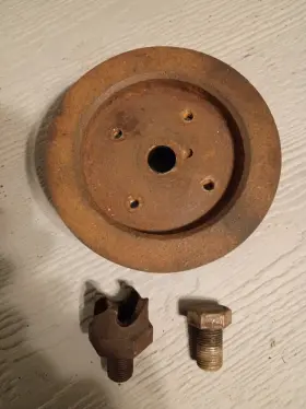 Abc021 Ford Original Cast Iron Crankshaft Pulley For Front Hydraulic Pump 9/2/8n