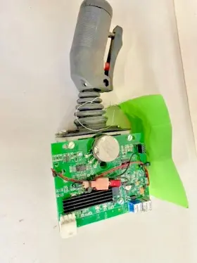 9352100757 Grove Controller