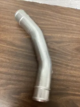 1697744c1 International Truck Navistar Pipe