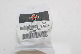 International Truck 3017457c91 New Oem Navistar Sensor