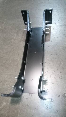 International Truck Replacement 4040546c93 Oem Hx Cross Member 4040546c94 4040546c92 4040546c91