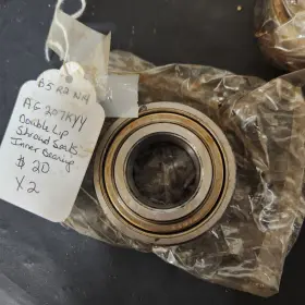 207kyy John Deere Ag Double Lip Shroud Seals Inner Bearing Oem Jd Part 207kyy John Deere Ag Double Lip Shroud Seals Inner Bearing Oem Jd Part