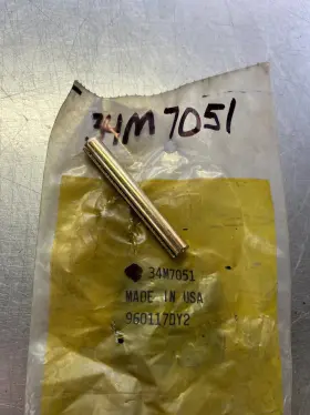 34m7051 John Deere Genuine Oem Pin Qty Of 2 Pins