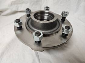 John Deere Ae54615 New Oem Wheel Hub With Bearing Cups Studs And Nuts