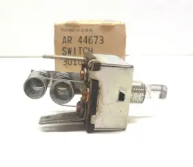Ar44673 John Deere Oem 24 Volt Electrical Switch 3020 4020 5020 Diesel Tractors Ar44673 John Deere Oem 24 Volt Electrical Switch 3020 4020 5020 Diesel Tractors