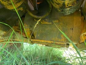 John Deere At168435 410b Axle Assembly - Used P/n
