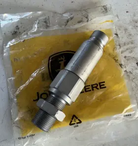 At312876 John Deere Hyd Fitting
