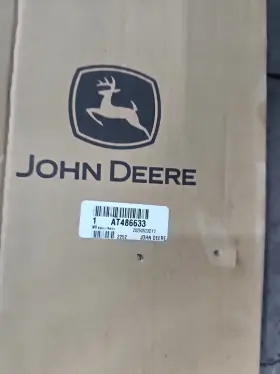 At486633 John Deere Harness Quick Attach With Bucket Level