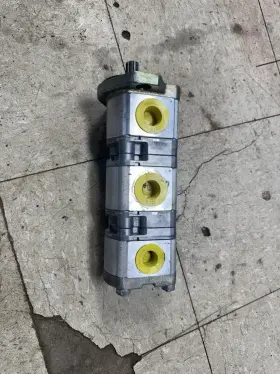 Az103951 John Deere Silage Chopper Harvester 7950 Hydraulic Pump