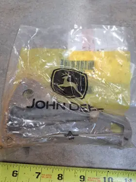 E98137 John Deere Nos Genuine Accelerator Free Shipping E98137 John Deere Nos Genuine Accelerator Free Shipping
