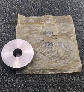 John Deere L78006 Plain Bushing / Spacer 2.75 Inch Od For Tractors 6100 6200 6300