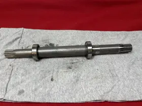 Lvu801455 John Deere Genuine Pto Drive Shaft Rear - Excellent Condition Lvu801455 John Deere Genuine Pto Drive Shaft Rear - Excellent Condition