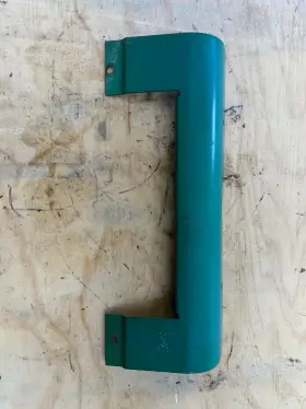 M133816 John Deere 4200 - 4400 Close Out Panel