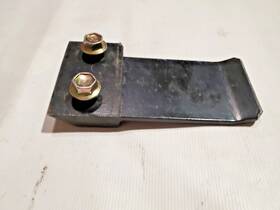 John Deere M77507 Oem 70a Loader Mounting Bracket Wedge With Guard
