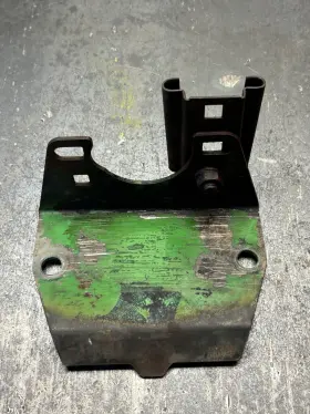 R106533 John Deere 7210 7600 7610 7700 7810 Tractor Scv Top Coupler Bracket R106533 John Deere 7210 7600 7610 7700 7810 Tractor Scv Top Coupler Bracket