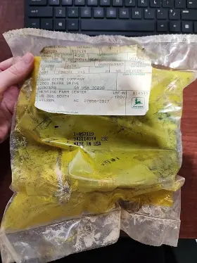 R57119 John Deere Air Intake Stack Seal Open Nos Oem Jd Part