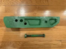 R61255 John Deere Oem Left Sway Block R61255 John Deere Oem Left Sway Block