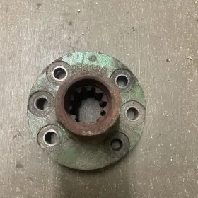 R62188 John Deere Power Shaft Hub