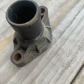 R97876 John Deere Thermostat Housing R97876 John Deere Thermostat Housing