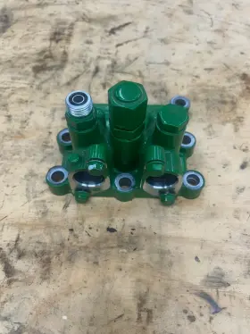 Re280822 John Deere M Series Speed Sensor Housing