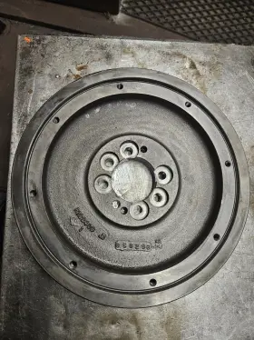 R122409 John Deere Re58574 Flywheel Marked Needs Ringgear R122409 John Deere Re58574 Flywheel Marked Needs Ringgear