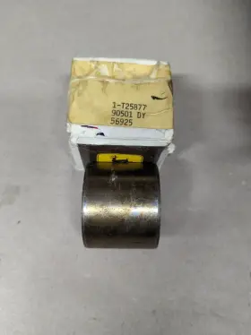 T25877 John Deere Replacement Bushing Nos Oem