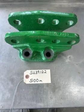 Su39122 John Deere 5100m Center Link Bracket