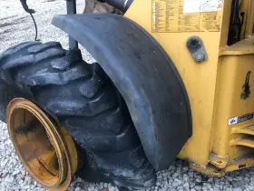 T354250 John Deere 544k Left/driver Fender - Used P/n T354250 John Deere 544k Left/driver Fender - Used P/n