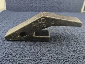U43792 John Deere Bucket Tooth Adapter Fits J50 P 50c 50d 50g 50zts 60 60d U43792 John Deere Bucket Tooth Adapter Fits J50 P 50c 50d 50g 50zts 60 60d