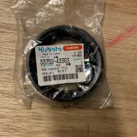 33750-43363 Kubota Parts Seal